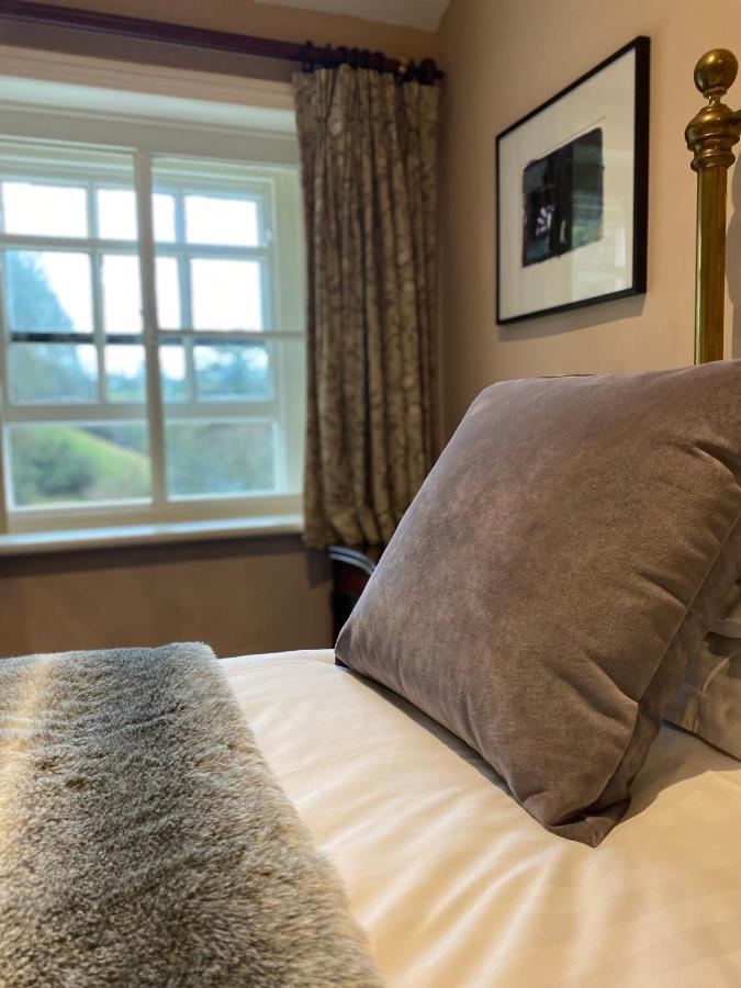 Derby Arms Witherslack Грейндж-овер-Сандс Экстерьер фото
